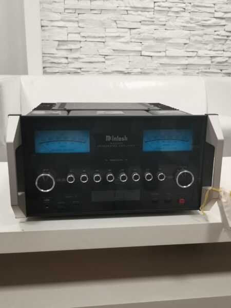 Mcintosh MA 9000