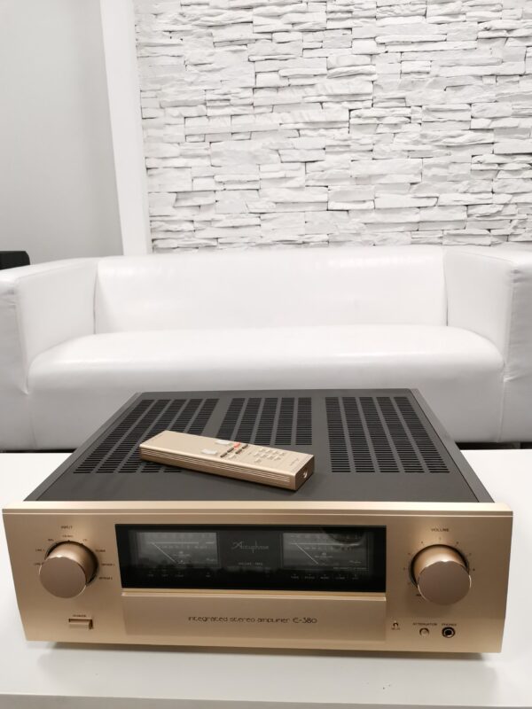 Accuphase E-380 - immagine 3