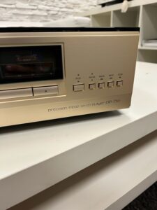 accuphase DP