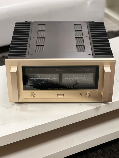 accuphase p7300