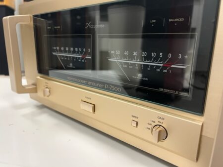 Accuphase P