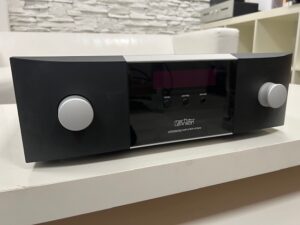 Mark Levinson N. 5805